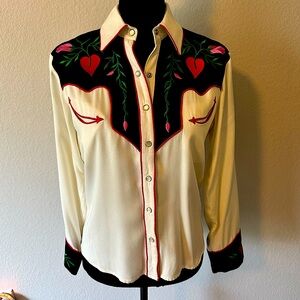 Vintage cowgirl top with red hearts and pink roses